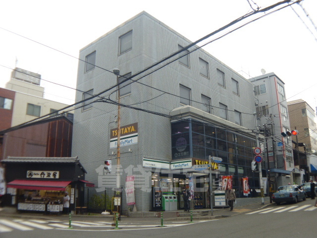 コンビニ　（コンビニ）まで97m