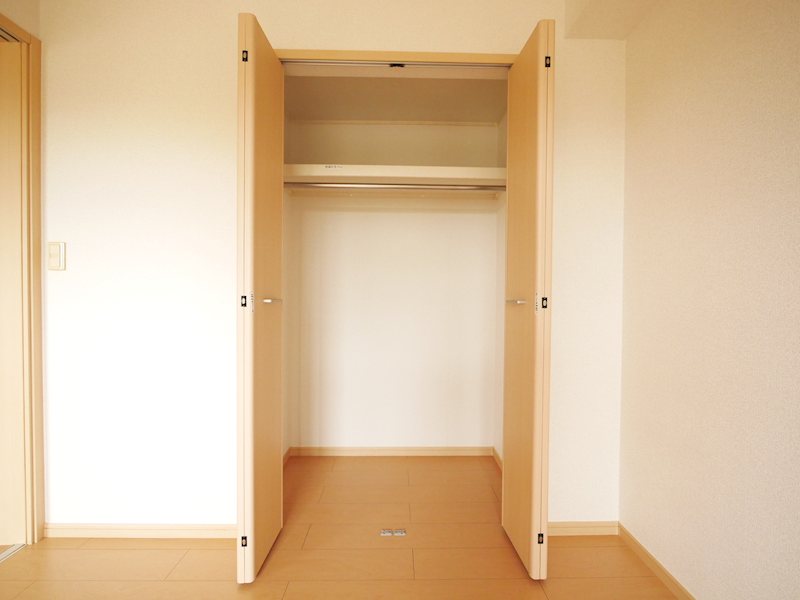 収納　クローゼット（南側洋室）