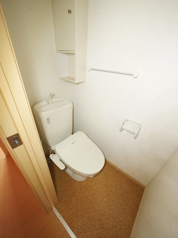 トイレ　ウォシュレット