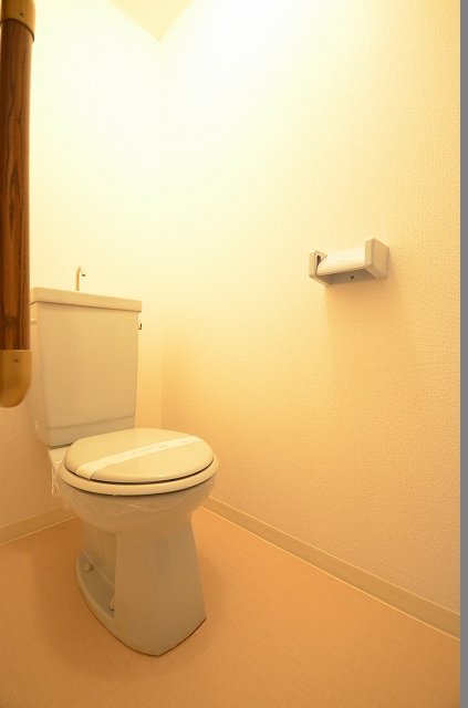 トイレ　別号室の写真