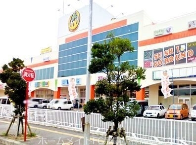 ショッピングセンター　うるまシティプラザ（ショッピングセンター）まで2166m