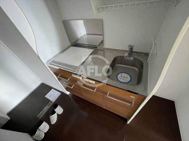 キッチン　SERENiTE北浜　システムキッチン