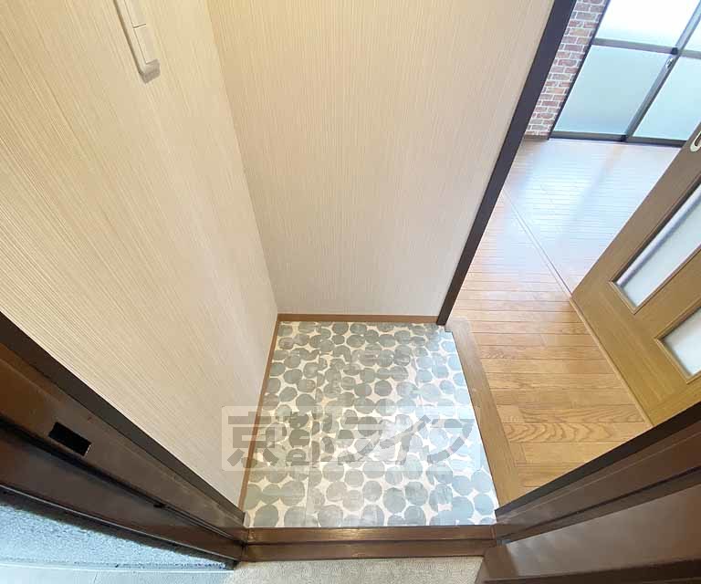 玄関　大きな段差がありません