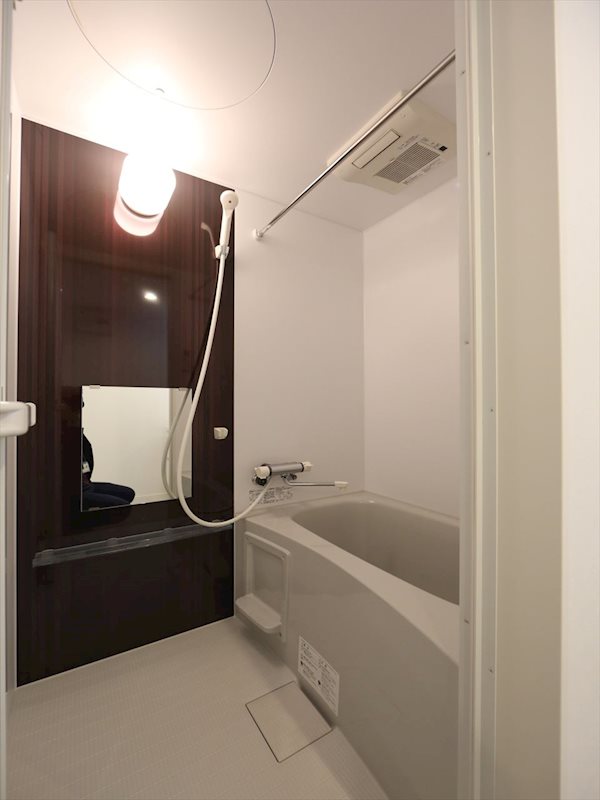 バス・シャワールーム　バスルーム　浴室暖房乾燥機付き