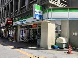 コンビニ　ファミリーマート一番町店（コンビニ）まで370m