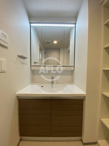 洗面設備　アーバネックス新町II　独立洗面台