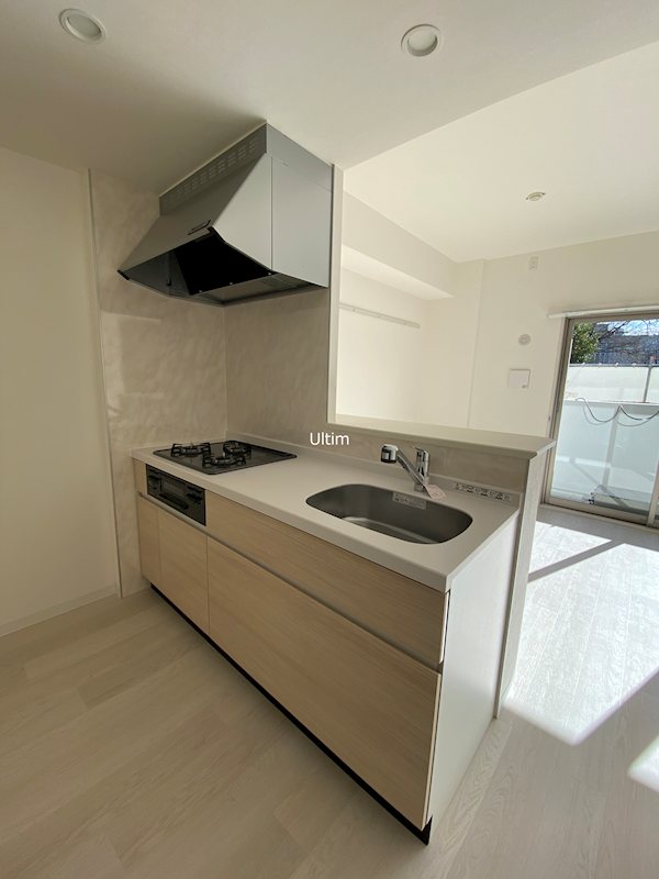 キッチン　※反転している写真です。