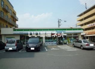 コンビニ　ファミリーマート 長岡京久貝店（コンビニ）まで875m