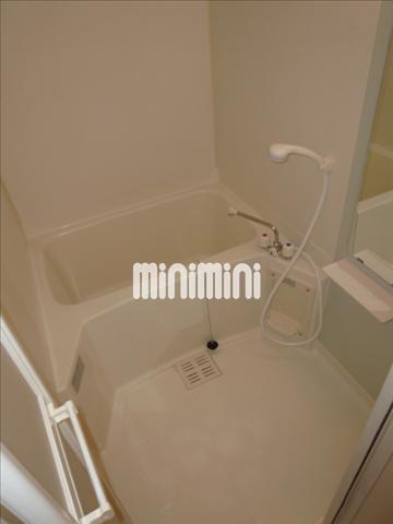 バス・シャワールーム　日々の疲れを癒すお風呂です。