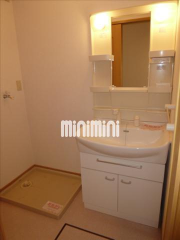 洗面設備　独立洗面台完備です。