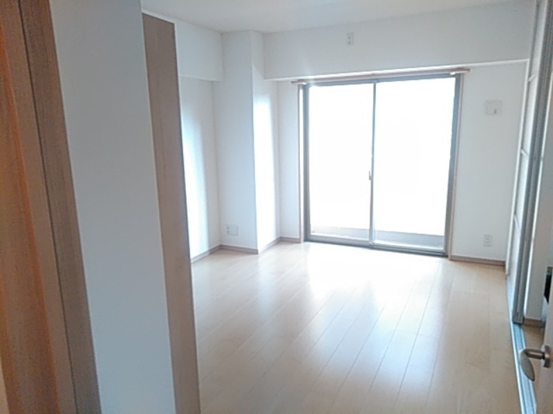 居室・リビング　図面と現状に相違がある場合には現状を優先