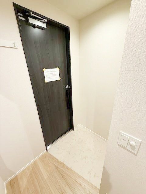 玄関　キッチン