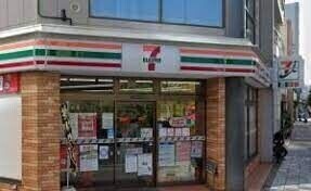 コンビニ　セブンイレブン大阪大淀南1丁目店（コンビニ）まで243m