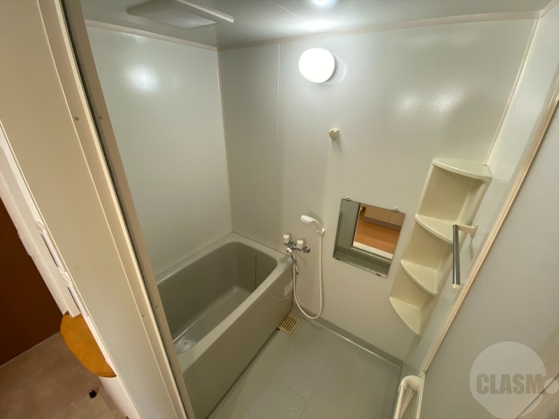 バス・シャワールーム　バスルーム