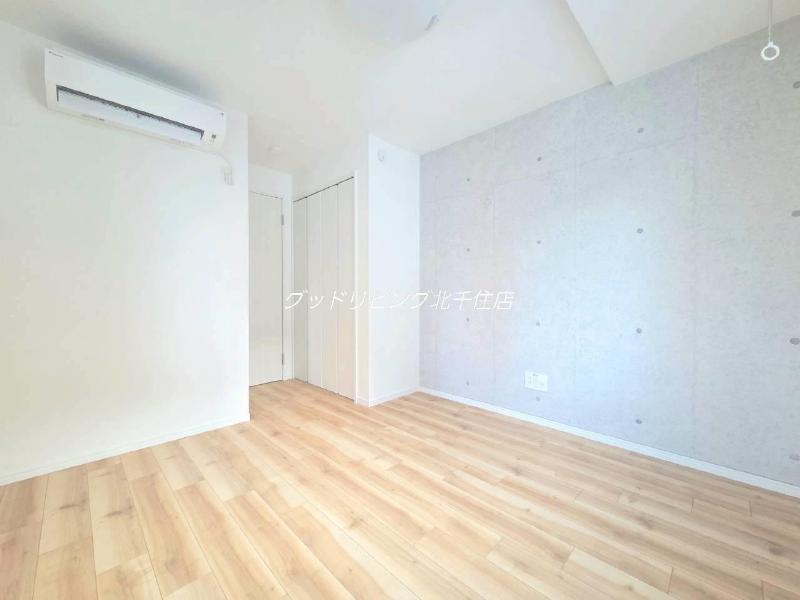 居室・リビング　2025/10/30　403号室