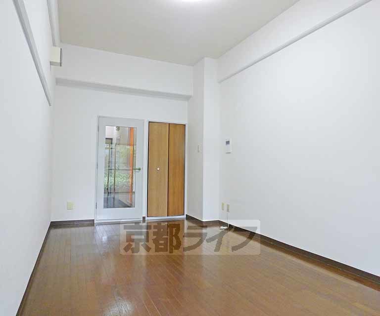 その他部屋・スペース　室内別角度です。