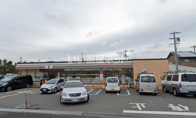 コンビニ　セブンイレブン堺鳳西町２丁店（コンビニ）まで780m