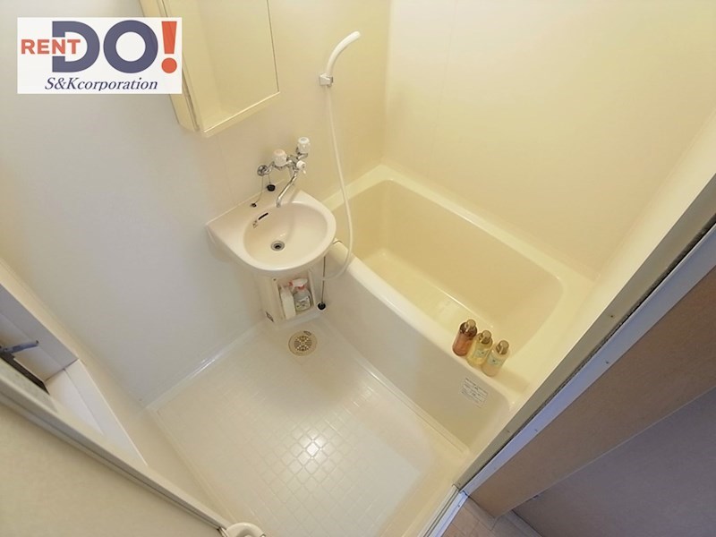 バス・シャワールーム　メゾン御影(ネット無料、家具家電付）