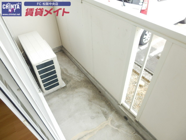 バルコニー　反転同型写真