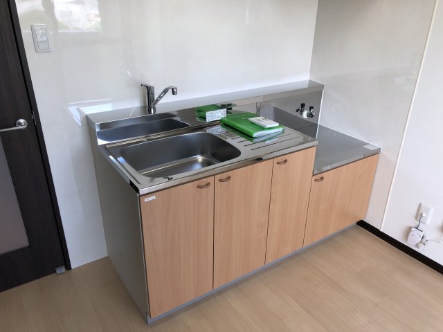 キッチン　※退去前の為、写真と現状が異なる場合がございます