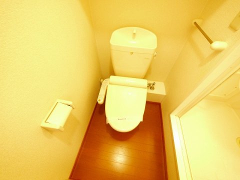 トイレ　ゆったりとした空間のトイレです