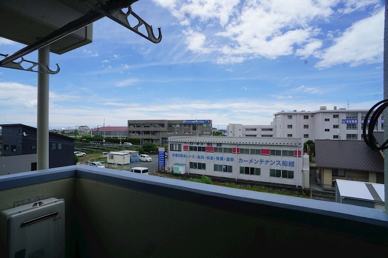 バルコニー　302（反転）イメージ