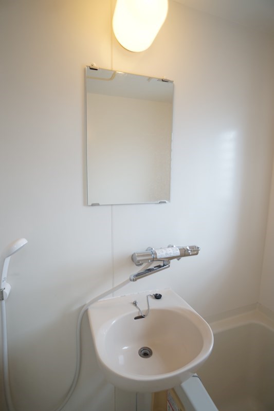 洗面設備　302（反転）イメージ