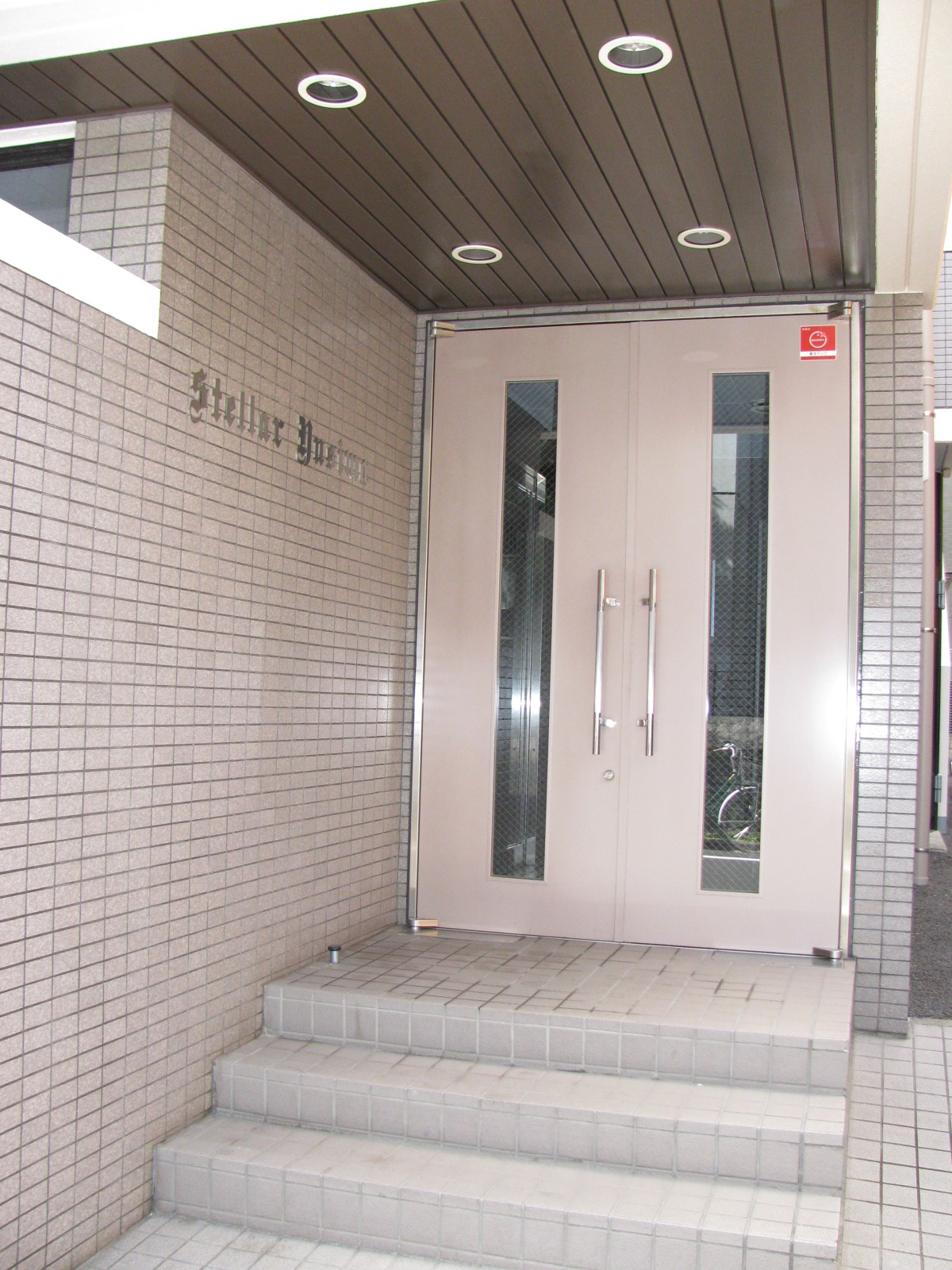 エントランス　エントランス