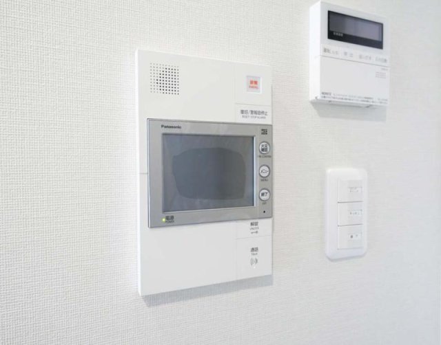 セキュリティ　※別部屋の参考写真、現況優先です※