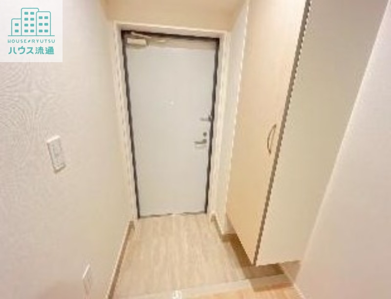 玄関　写真はイメージ画像です。