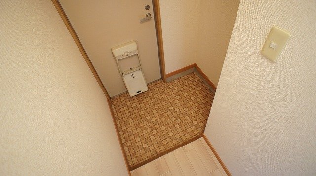 玄関　※別号室のお写真となります※現況優先