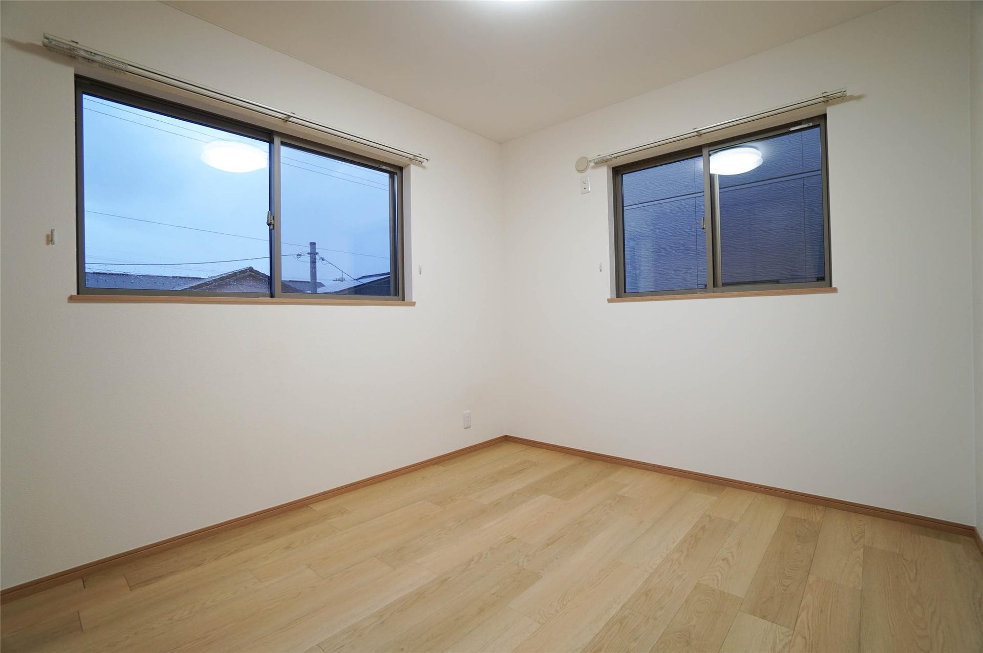 居室・リビング　2F洋室