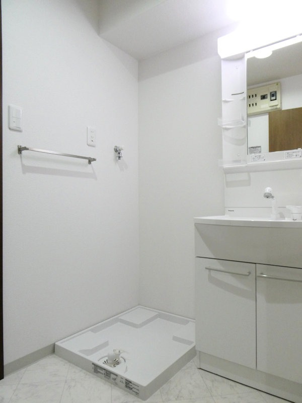 洗面設備　忙しい朝に便利なシャワードレッサー♪