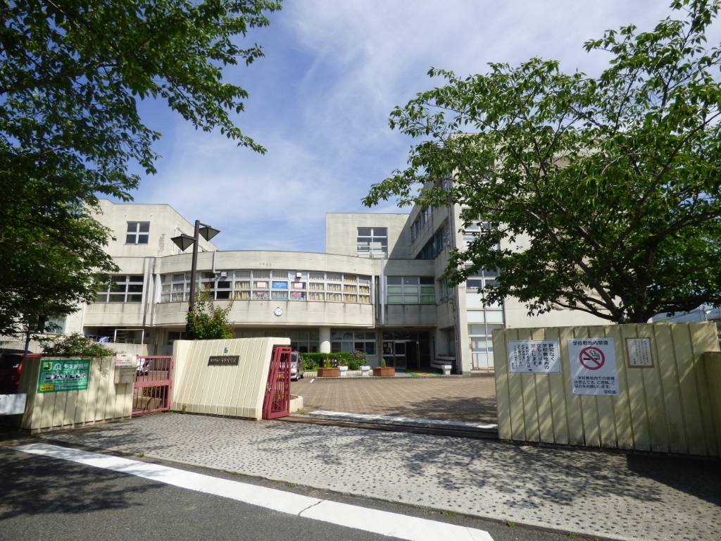 中学校　北九州市立守恒中学校（中学校）まで1057m