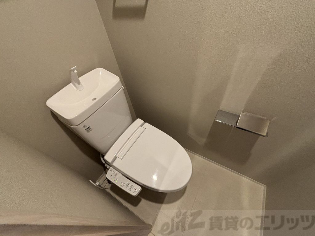 トイレ　トイレ