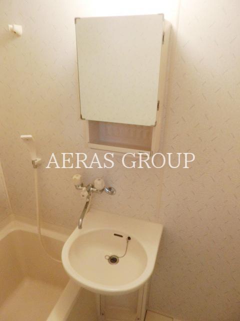 洗面設備　他部屋参考。