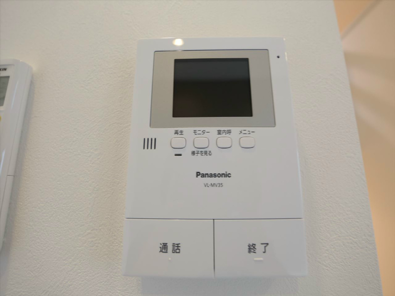 セキュリティ　ＴＶモニター付インターホン　イメージ写真