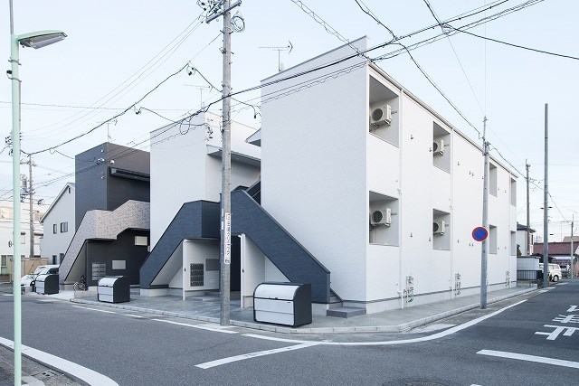 建物外観　外観　デザイナーズ　光インターネット無料