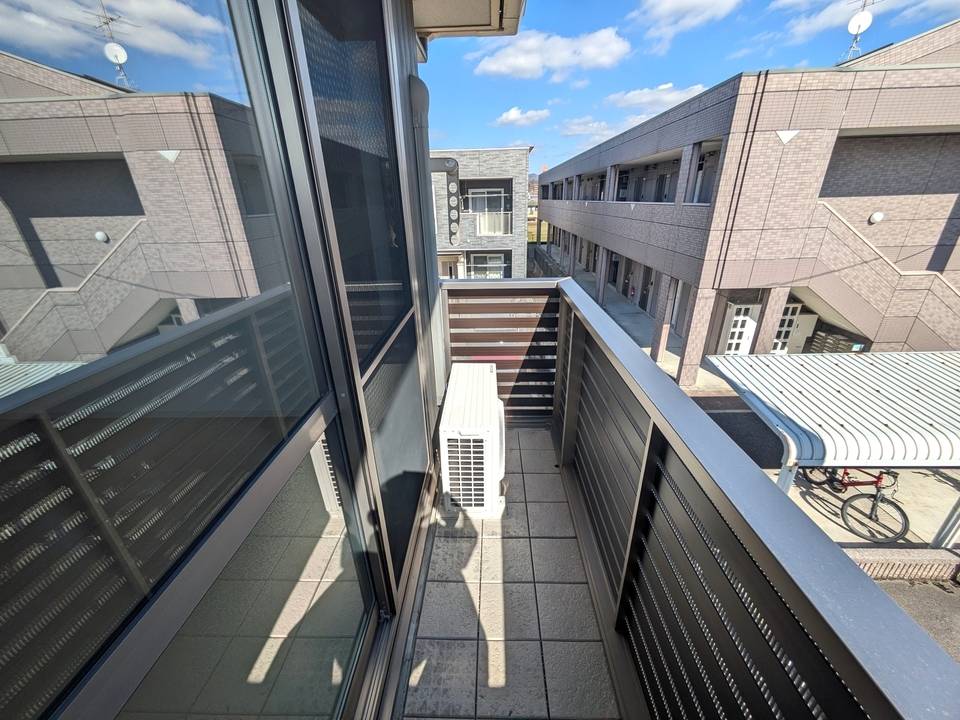 バルコニー　バルコニー