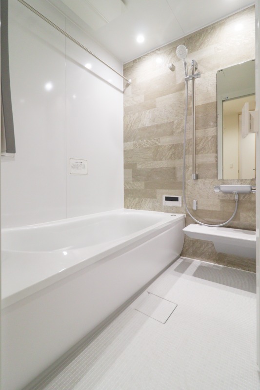 バス・シャワールーム　図面と現状に相違がある場合には現状を優先