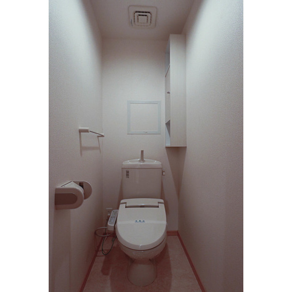 トイレ　同じ建物の別のお部屋