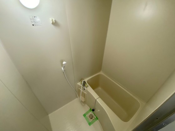 バス・シャワールーム　※別室の写真を使用しております※