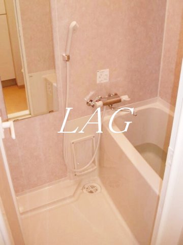 バス・シャワールーム　お風呂です。