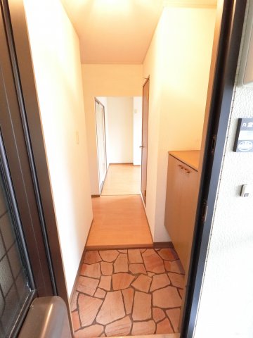 玄関　※仕様が異なる場合が御座います