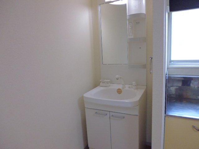 洗面設備　洗髪洗面化粧台