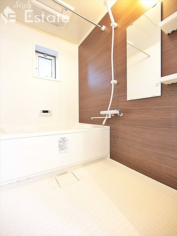 バス・シャワールーム　バスルーム