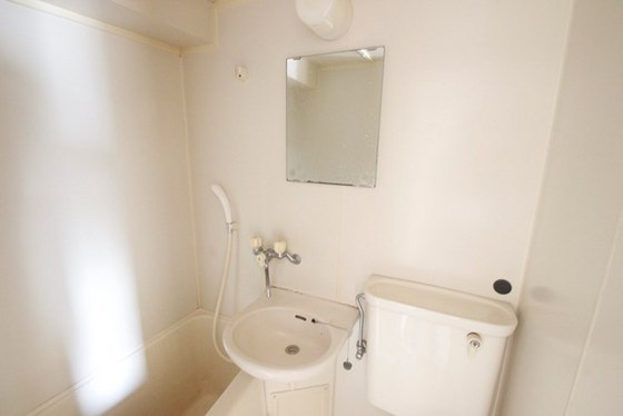 洗面設備　※別部屋の写真です