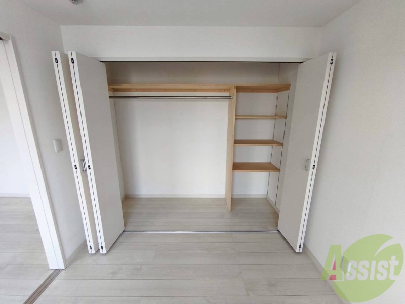 収納　クローゼットがありました。お洋服や荷物はここへ