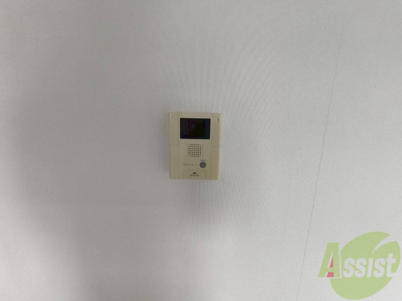 セキュリティ　ＴＶモニター付インターホンです。来客者の顔が見えるので安心！