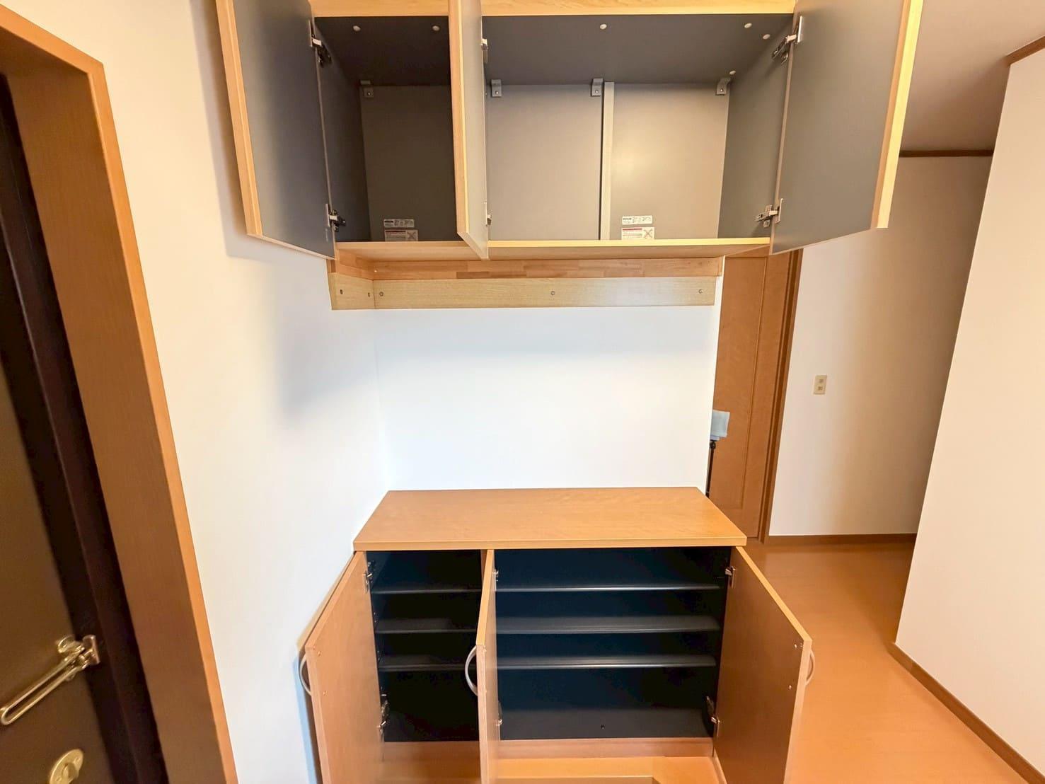 エントランス　シューズボックス